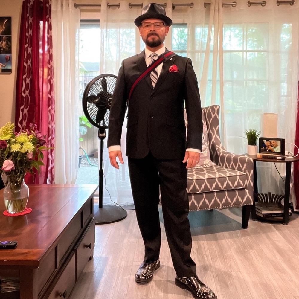Meet your Posher, Robert